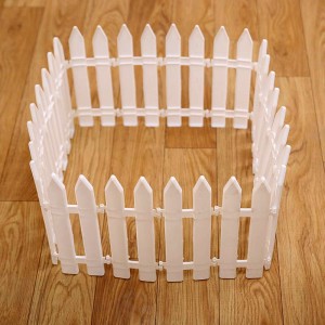 PLASTIC FENCING(6)   
