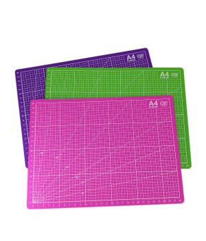 CBE COLOUR CUTTING MAT #273166