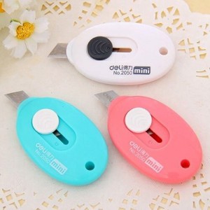 DELI 2050 MINI CUTTING KNIFE  